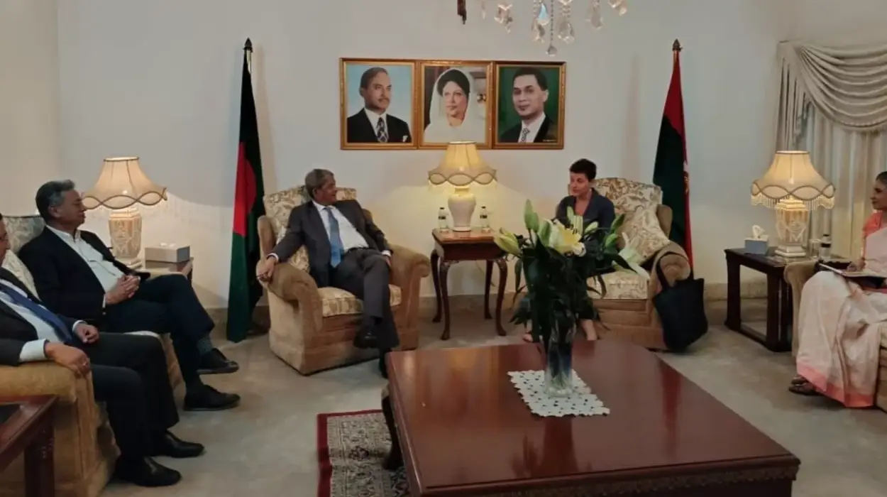 Fakhrul and Gwyn Lewis on Bangladesh Elections and Rohingya Crisis